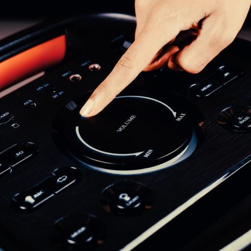 6.5"Rech Party Speakr Usb/Bt/Mic/Fm/ 1x1